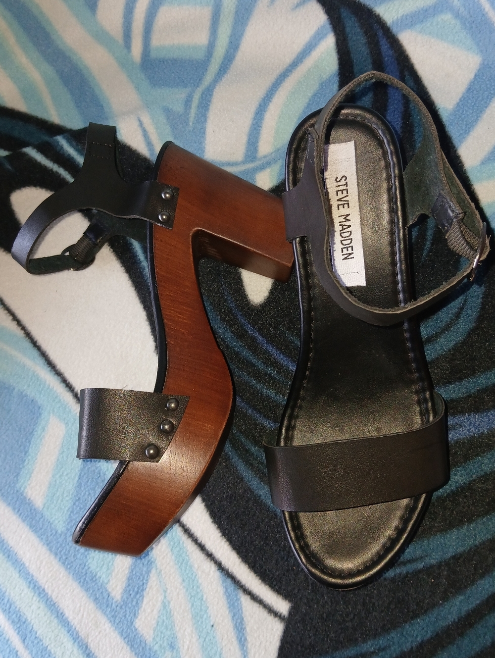 Steve Madden Black Leather Wood Heel Sandals